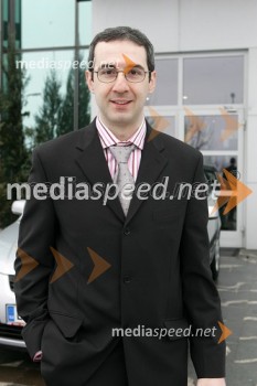 Azer Šarić, PR in marketing koordinator