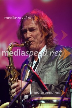 Braco Doblekar, saksofonist in tolkalist skupine Hazard