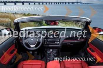BMW serije 2 Cabrio, notranjost